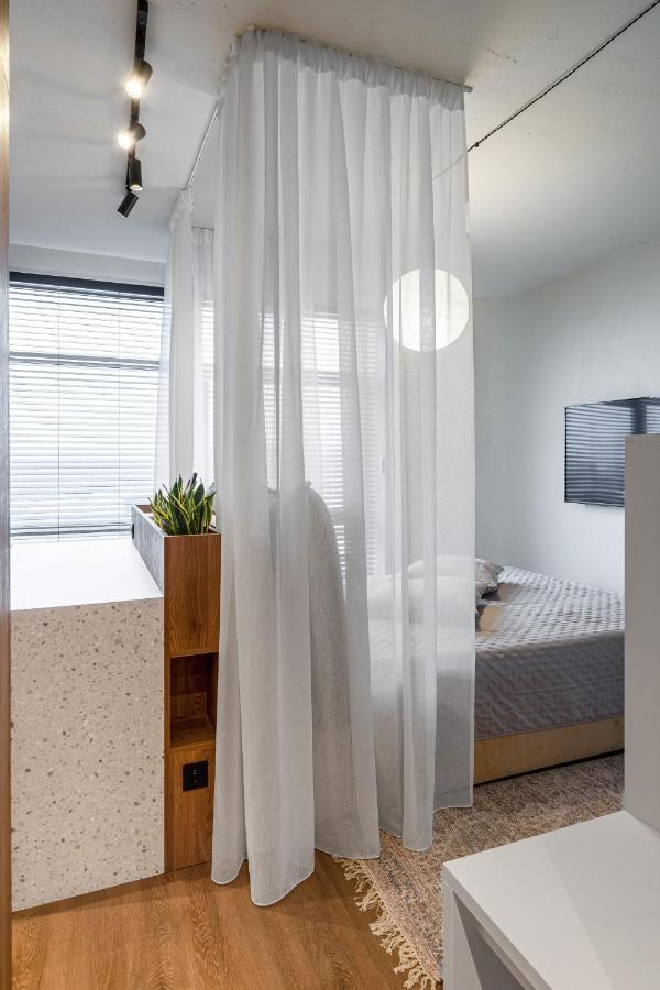 Cosy Panoramic Studio In The Center For 1-2 Pers. Kaunas Ngoại thất bức ảnh